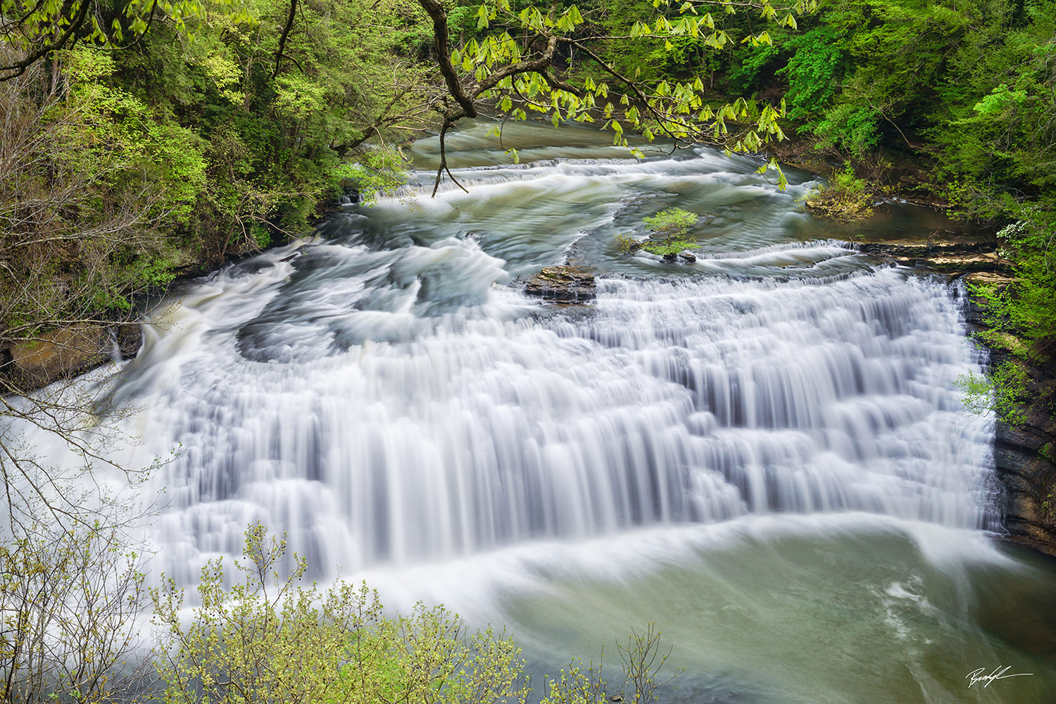 Upper Burgess Falls Middle Tennessee