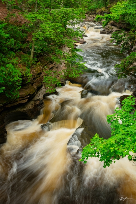 #W108 – Presque Isle River Potholes Upper Peninsula Michigan Presque Isle River and Potholes Upper Peninsula Michigan