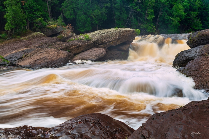 #W105 – Sandstone Falls Presque Isle River Upper Peninsula Michigan Sandstone Falls Presque Isle River Upper Peninsula Michigan